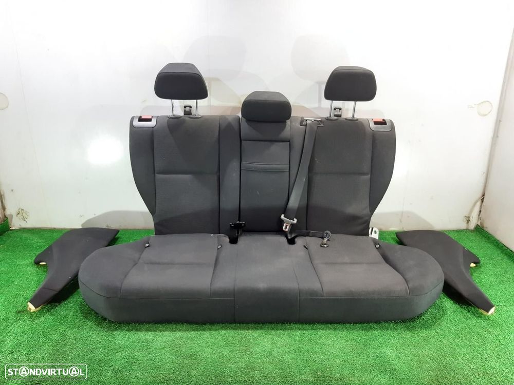 BANCOS TRASEIROS MERCEDES-BENZ CLASE - 1