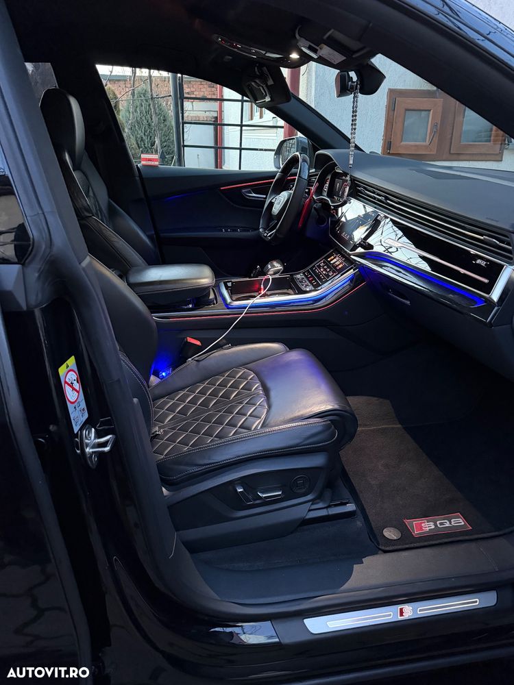 Audi Q8 - 15