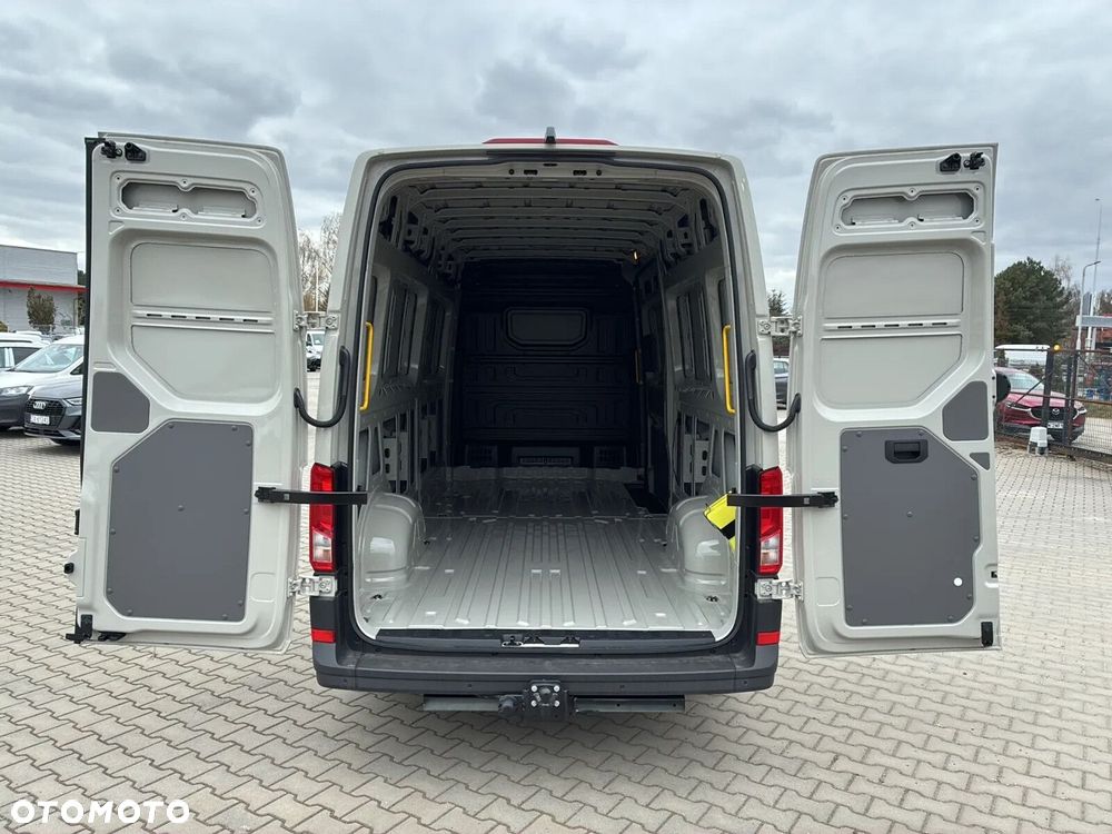 Volkswagen Crafter 35 Furgon L4H3, 2.0BiTDI 177KM, 4490mm, Wysoki dach - 11