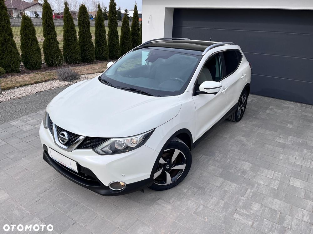 Nissan Qashqai 1.6 DIG-T Tekna - 1