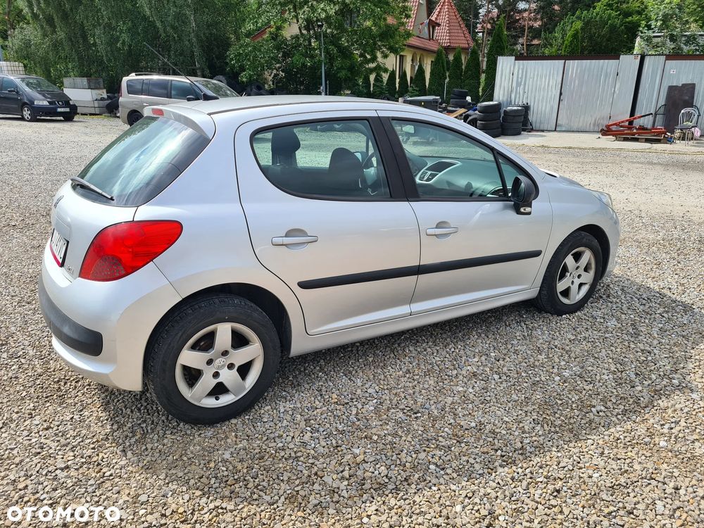 Peugeot 207 1.4 Trendy - 10