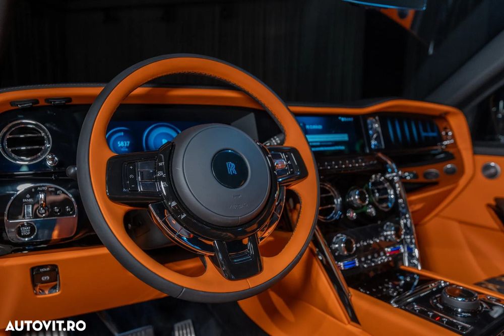 Rolls-Royce Cullinan - 22