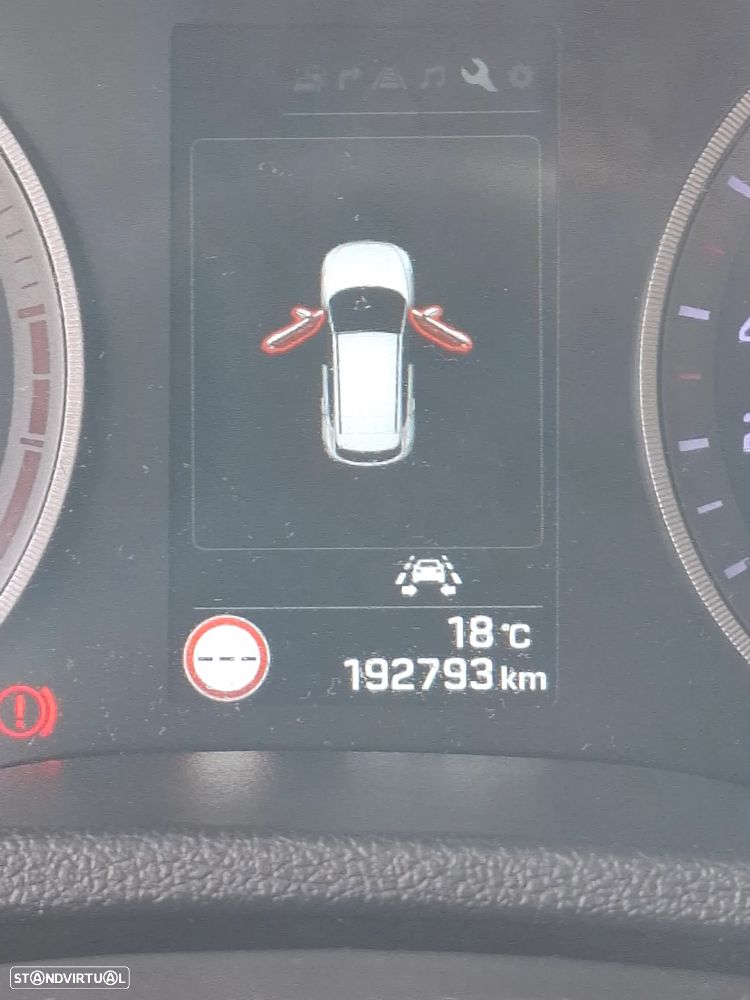 Hyundai Tucson 1.7 CRDi Executive - 15