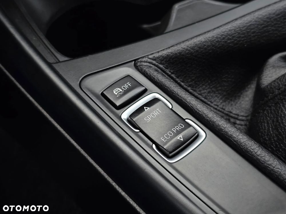 BMW Seria 1 116i Sport Line - 15