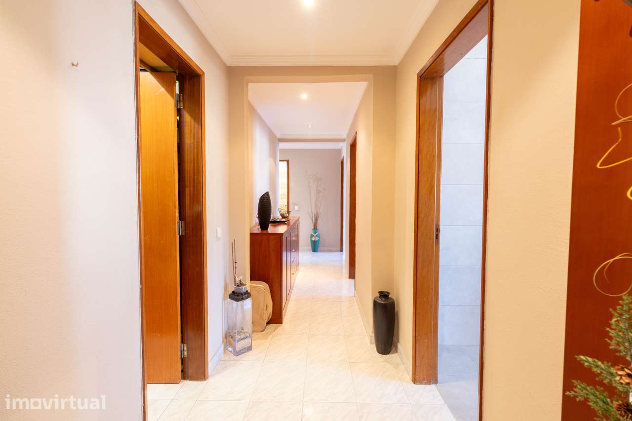 APARTAMENTO T3 EM EXCELENTE LOCALIZAÇÃO - Grande imagem: 4/20