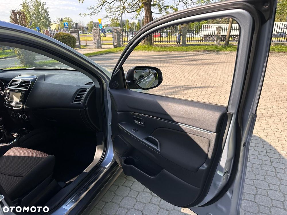 Mitsubishi ASX 1.6 DI-D 4WD Plus - 18