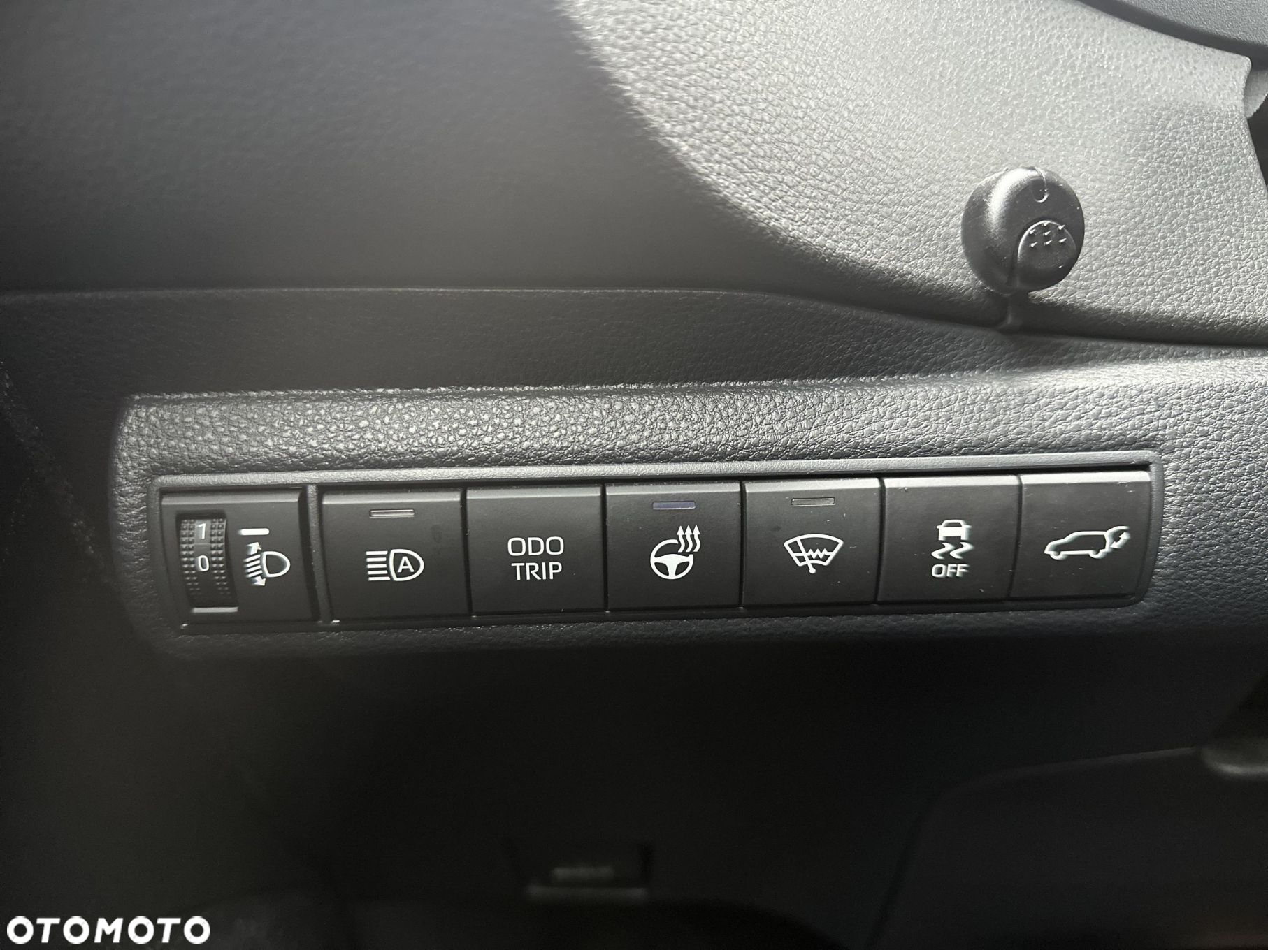 Toyota Corolla - 18