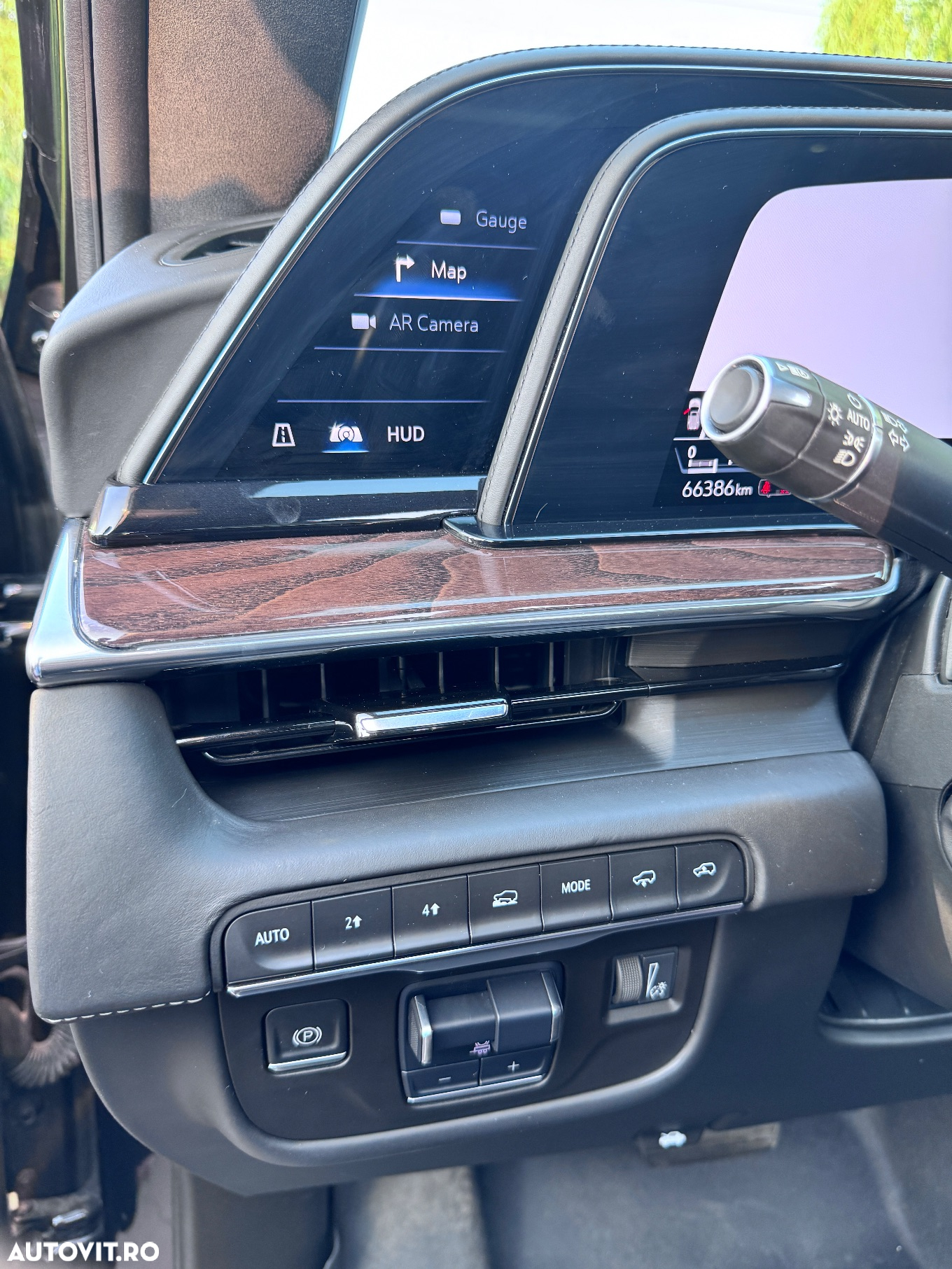 Cadillac Escalade 6.0 V8 - 13