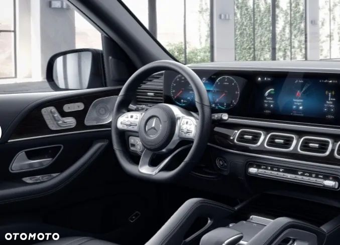 Mercedes-Benz GLS - 7