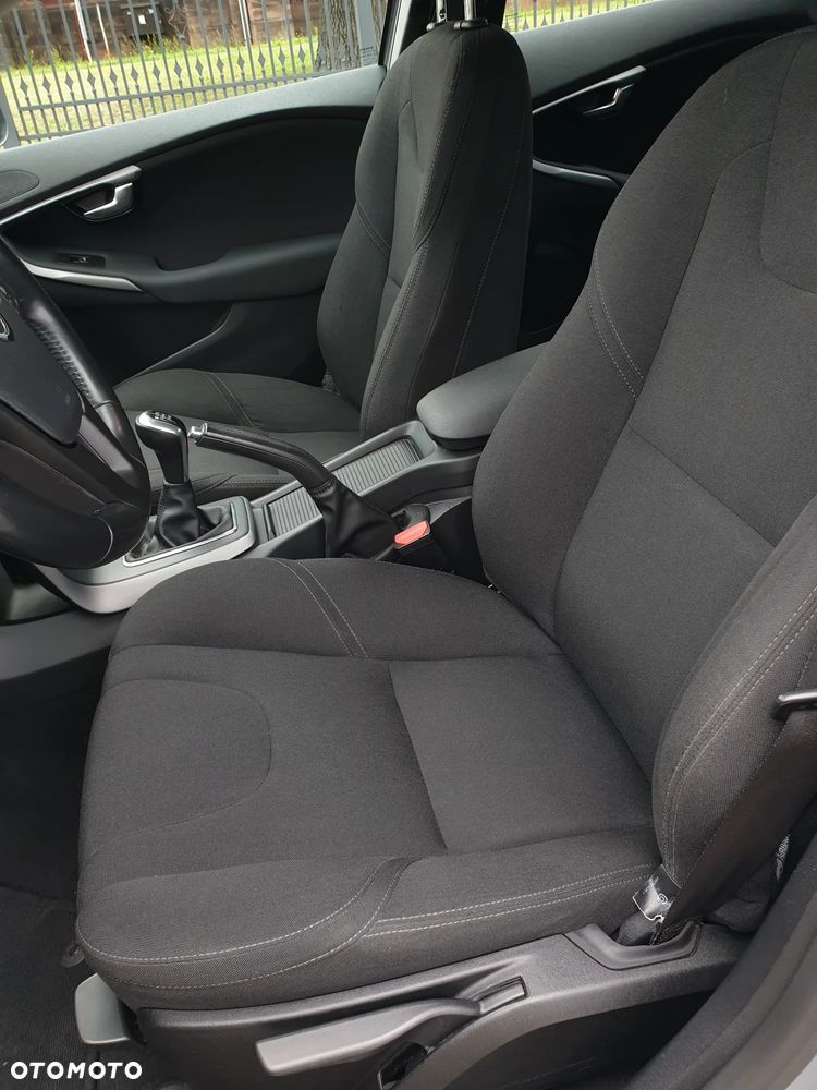Volvo V40 Cross Country D2 Summum - 23