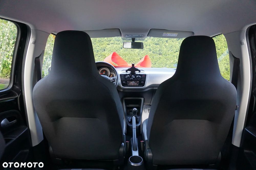 Volkswagen up! - 18
