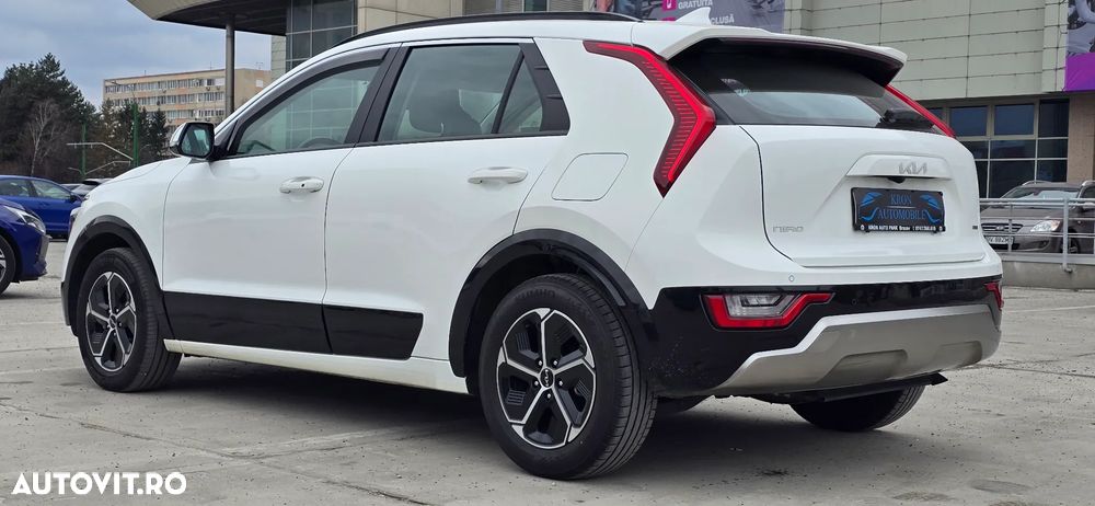 Kia Niro 1.6 GDI HEV 2WD OPF Aut. Vision - 24