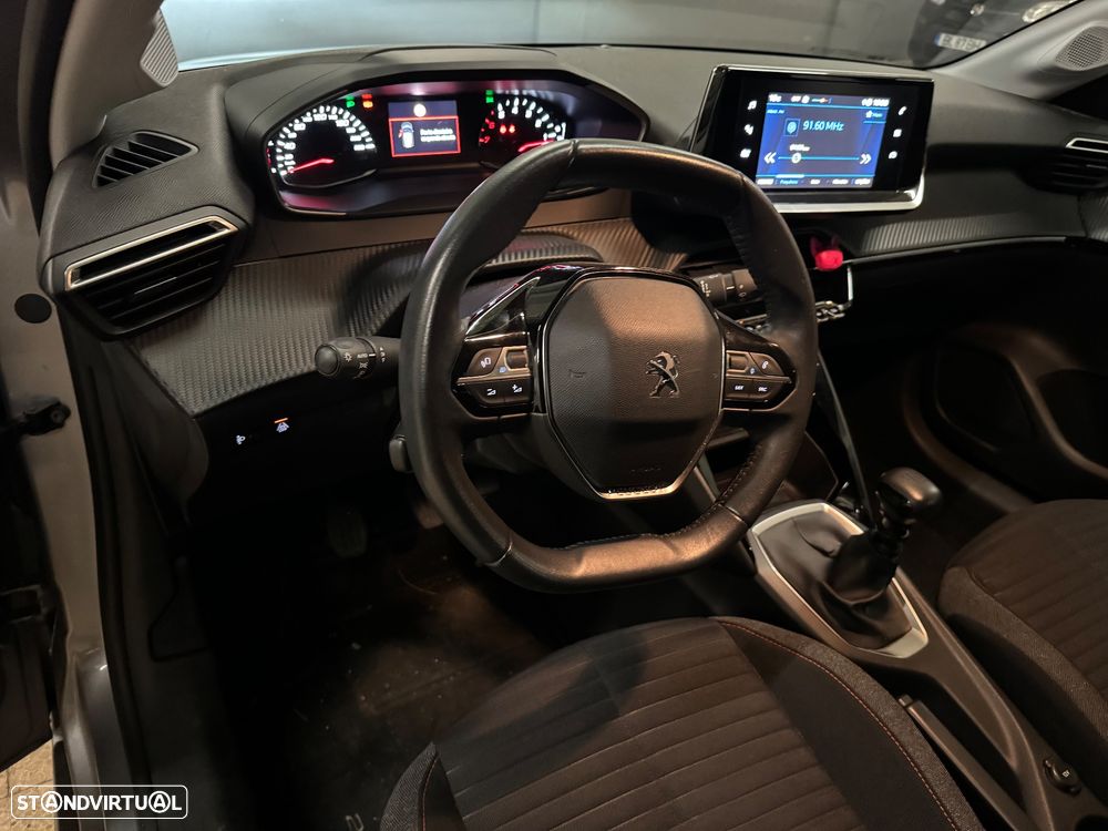 Peugeot 208 1.2 PureTech Allure - 16