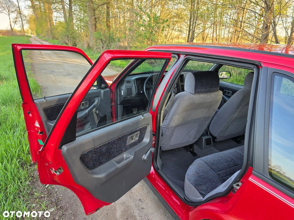 Volvo Seria 400 - 21