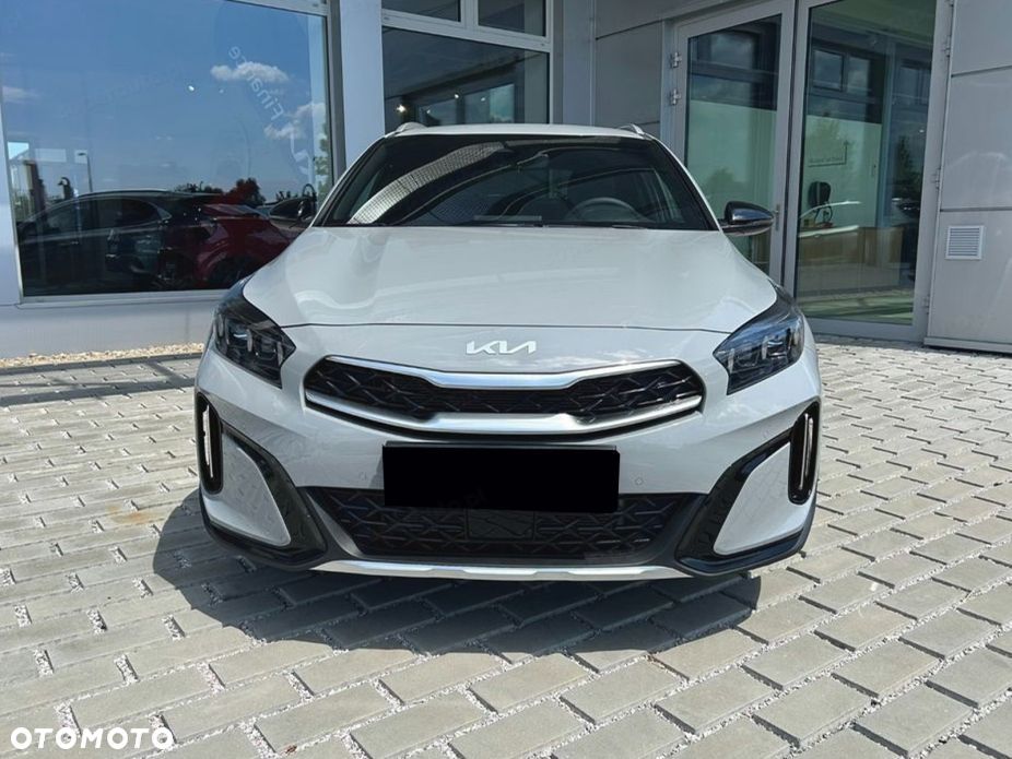 Kia XCeed 1.6 T-GDI Tribute DCT - 3