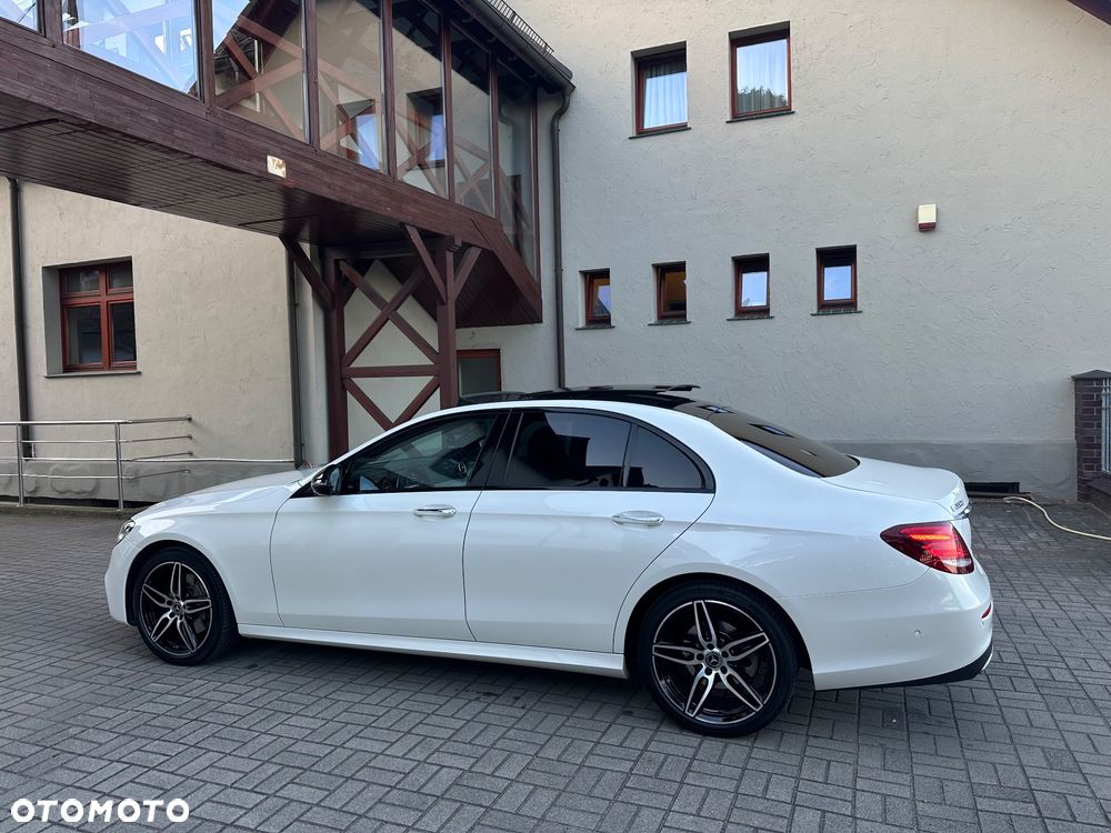 Mercedes-Benz Klasa E 220 d AMG - 28
