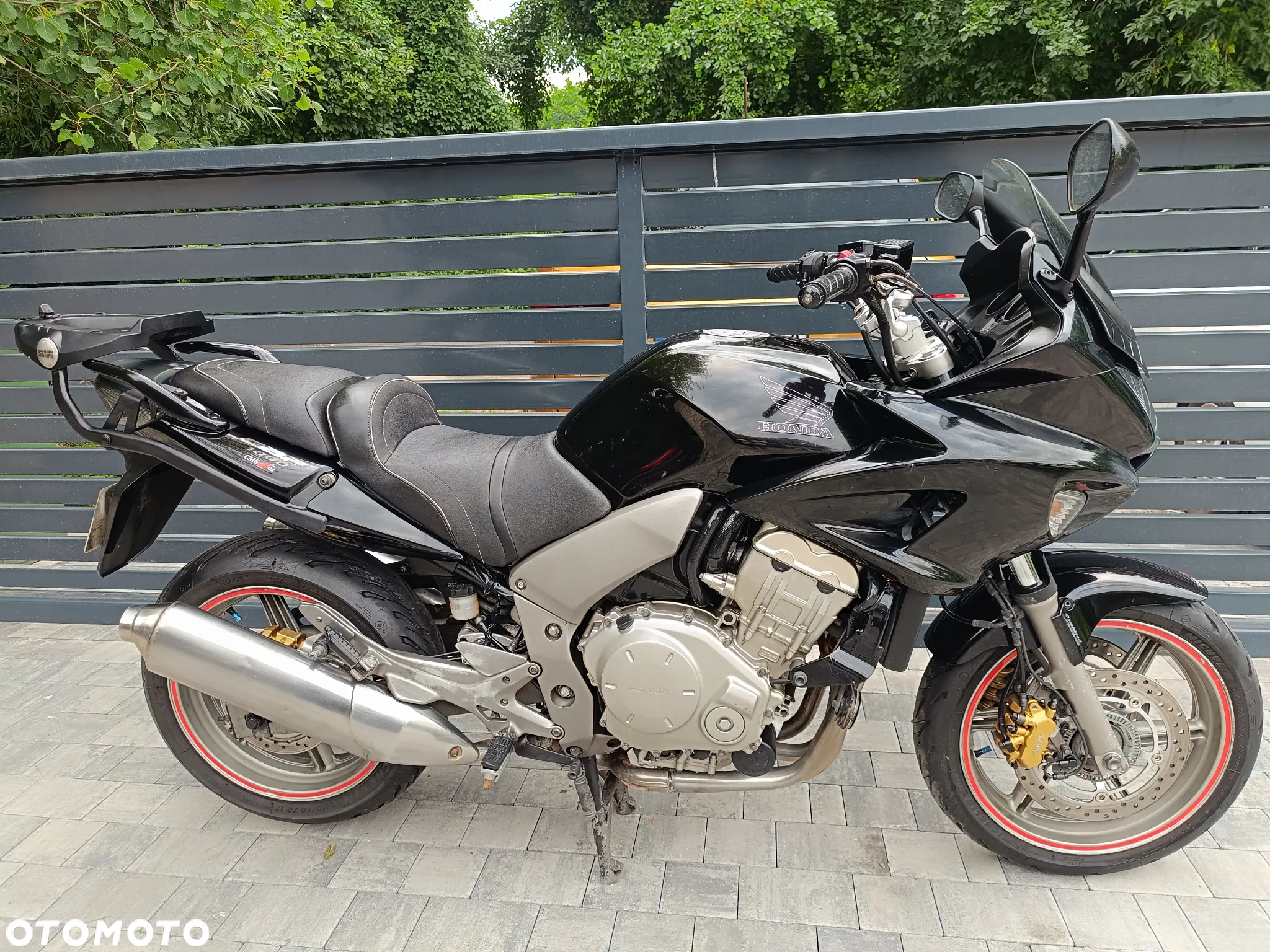 Honda CBF - 12