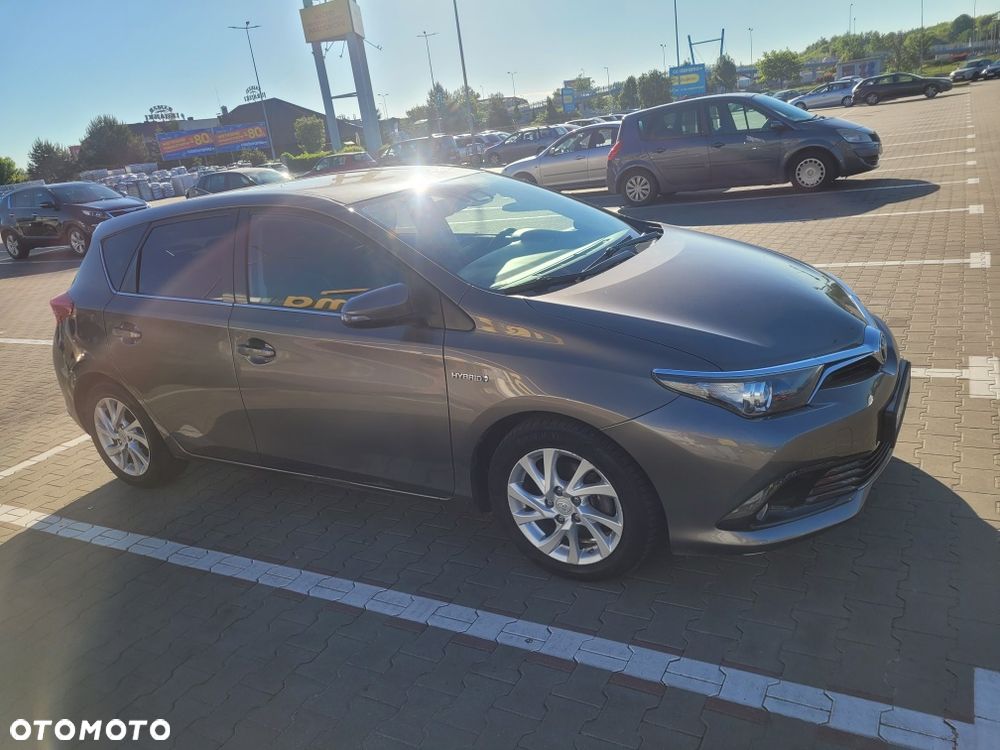 Toyota Auris - 5
