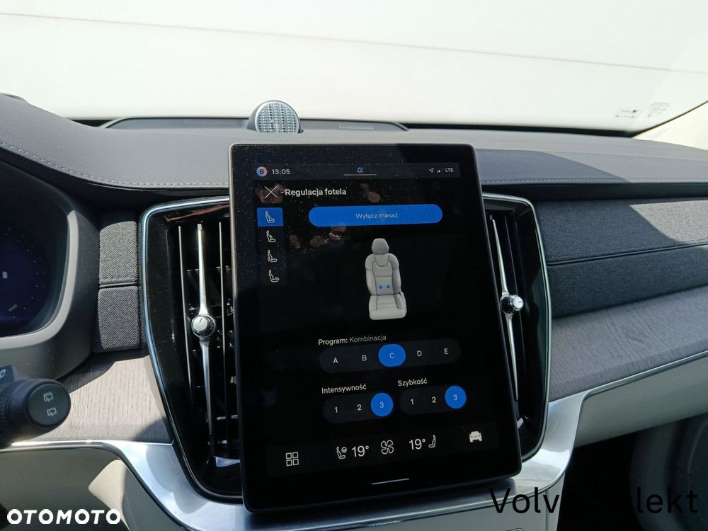 Volvo XC 90 - 23