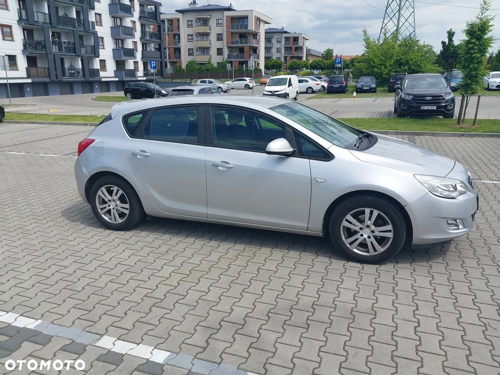 Opel Astra 1.6 Selection - 6