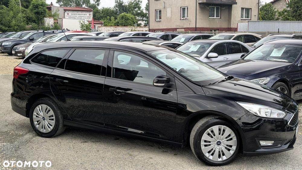 Ford Focus - 8
