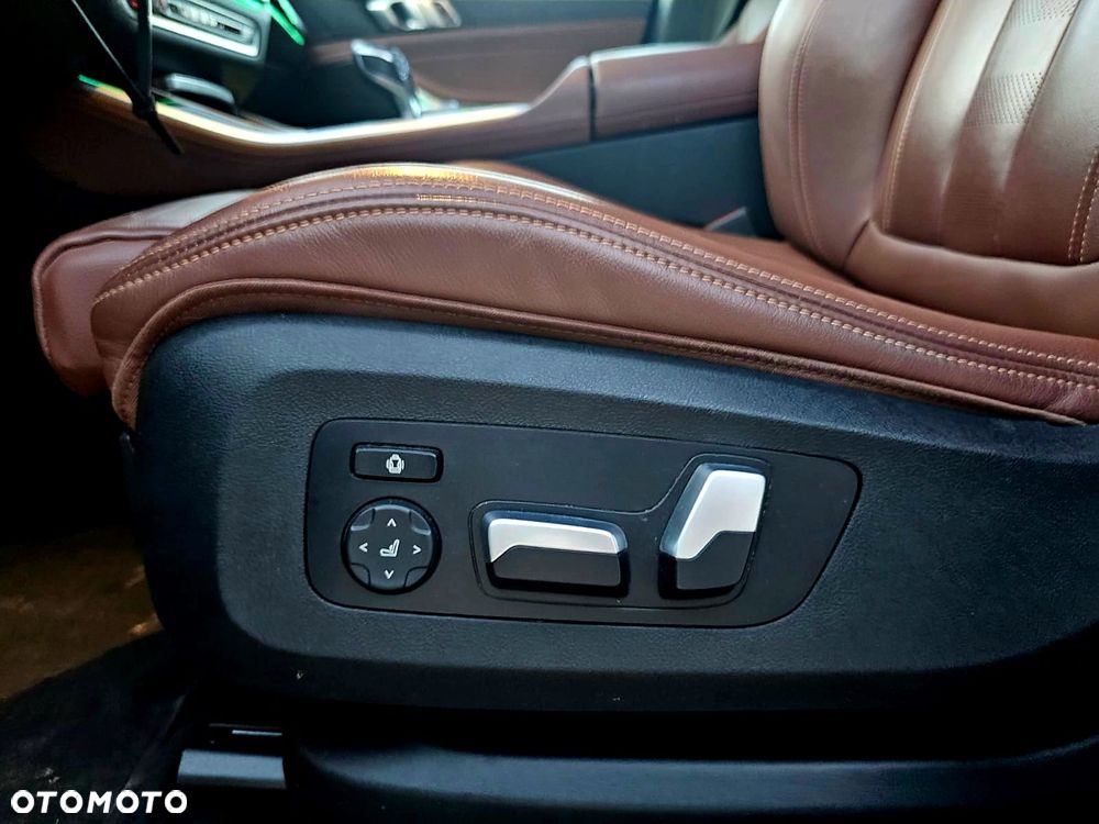 BMW X5 xDrive40i xLine - 16