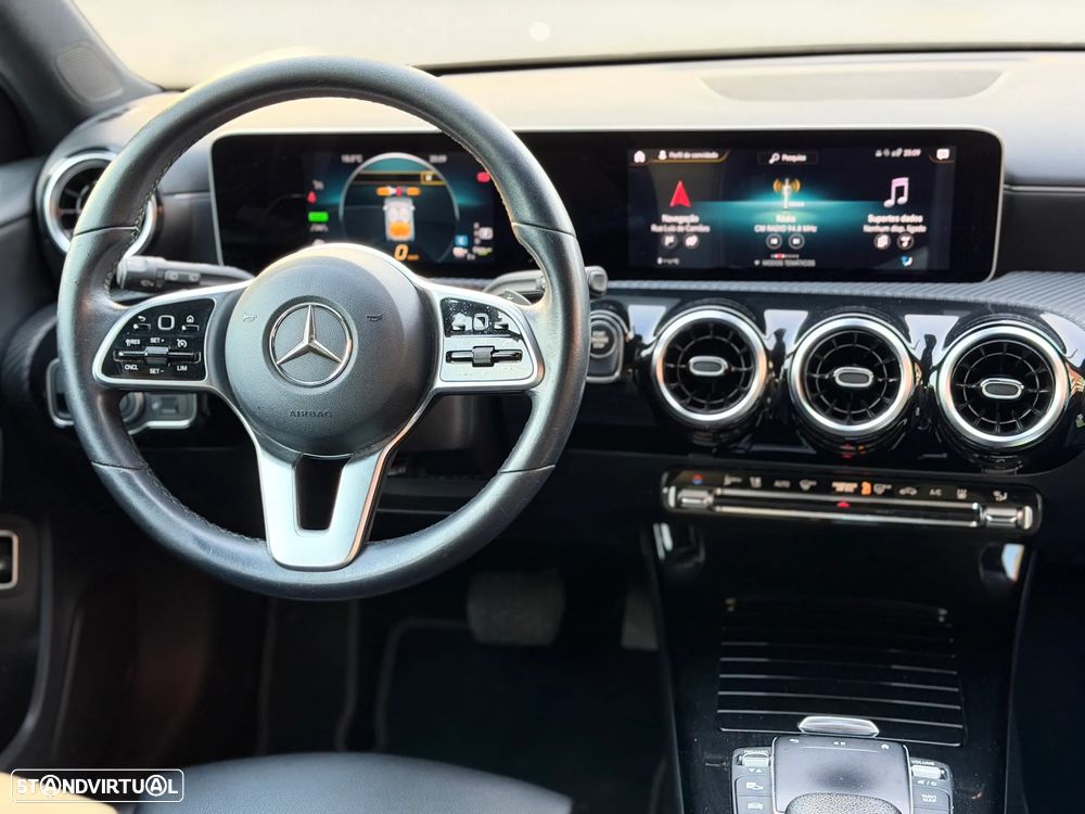 Mercedes-Benz A 250 e Progressive - 6