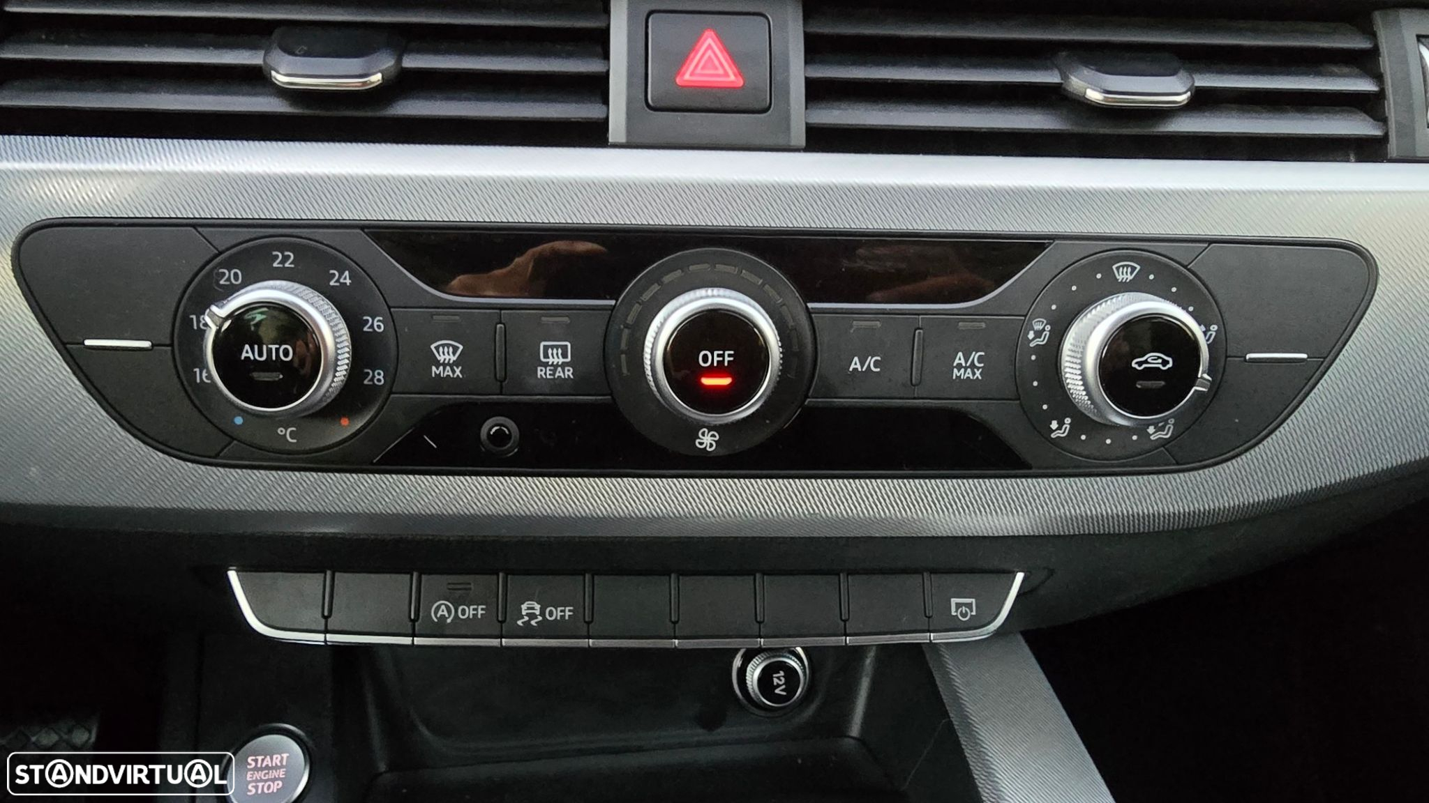Audi A4 Avant 2.0 TDI Sport S tronic - 33