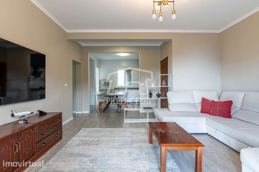 Exclusivo Apartamento T3 com Piscina Privada no Caniço - Grande imagem: 3/25
