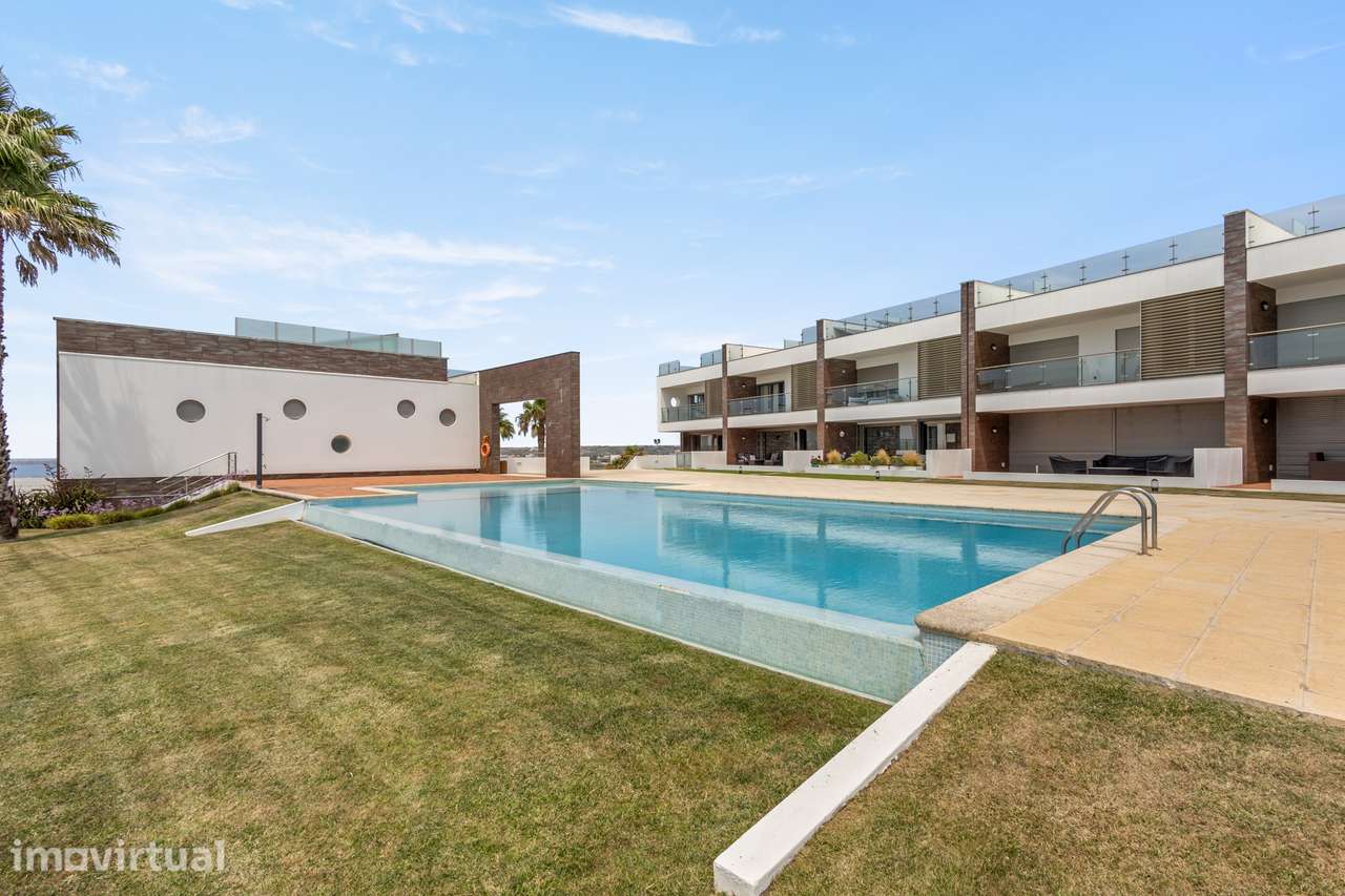 Moradia T4 com Vista Mar, Jacuzzi e Energia Solar - Lourinhã - Grande imagem: 3/35
