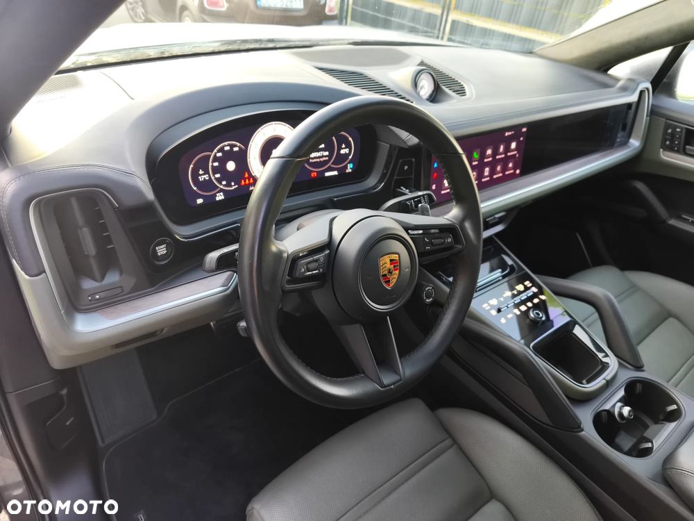 Porsche Cayenne - 17