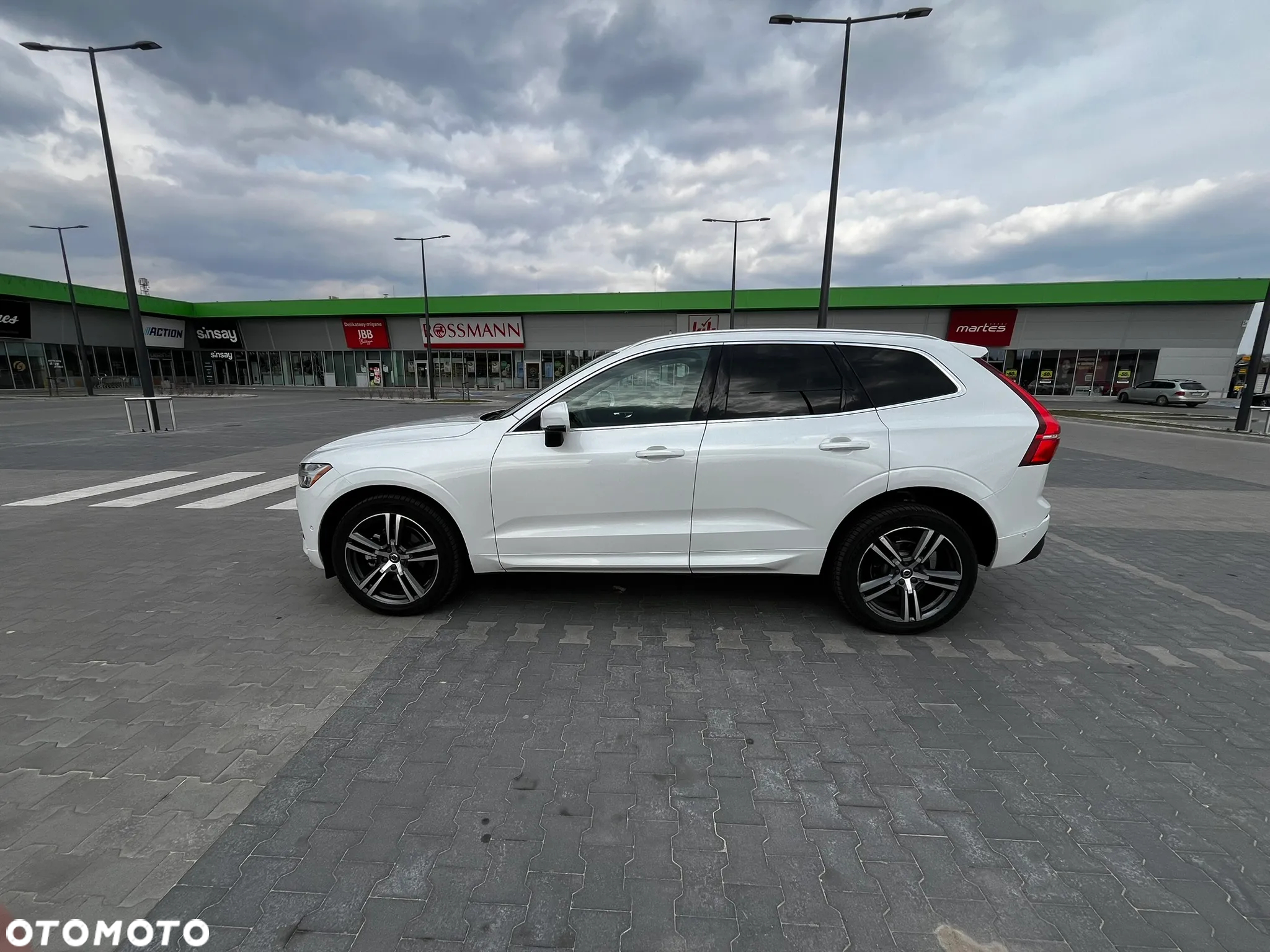 Volvo XC 60 - 6