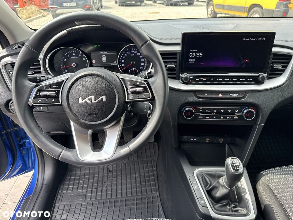 Kia Ceed 1.5 T-GDI M - 15