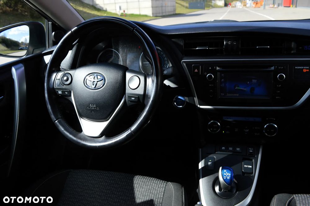 Toyota Auris - 9