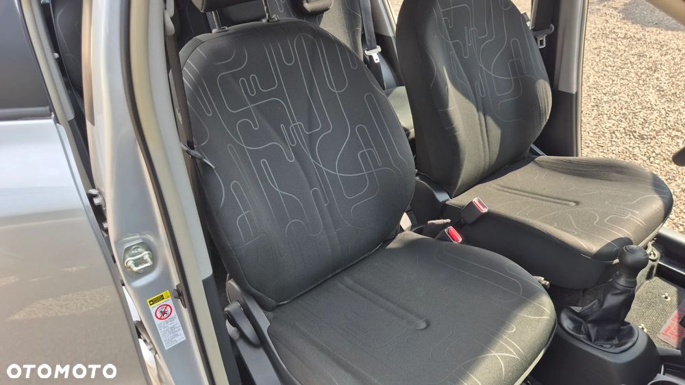 Toyota Yaris 1.0 VVT-i - 19
