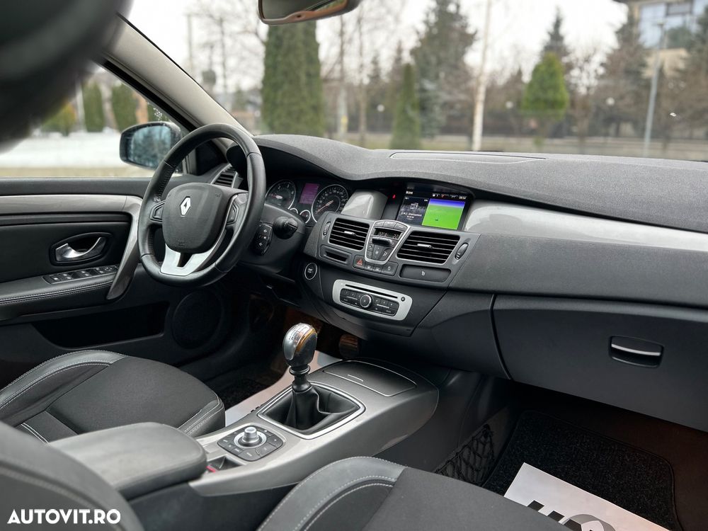 Renault Laguna Grandtour dCi 110 FAP Paris Business - 6