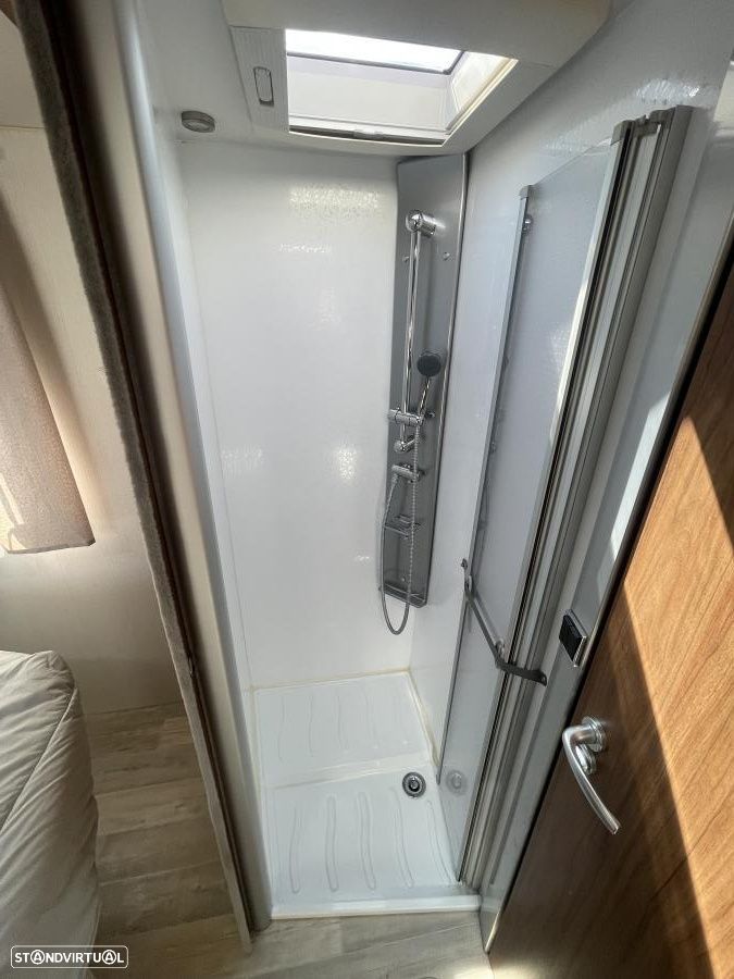 Pilote Galaxy G 740 cama central e basculante - 7