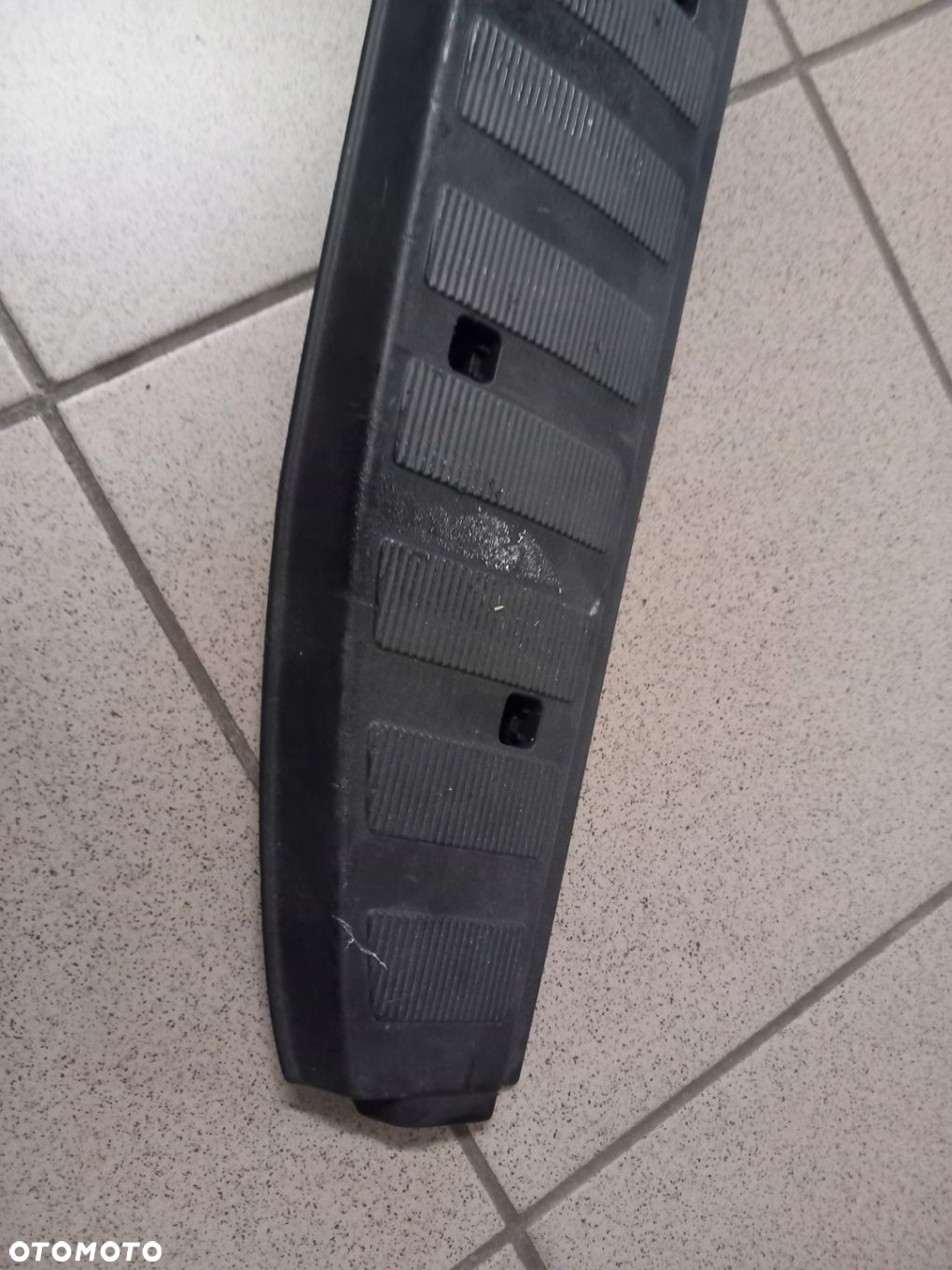 LISTWA PROGOWA BAGAŻNIKA MERCEDES SPRINTER W906 A9066860074 - 2