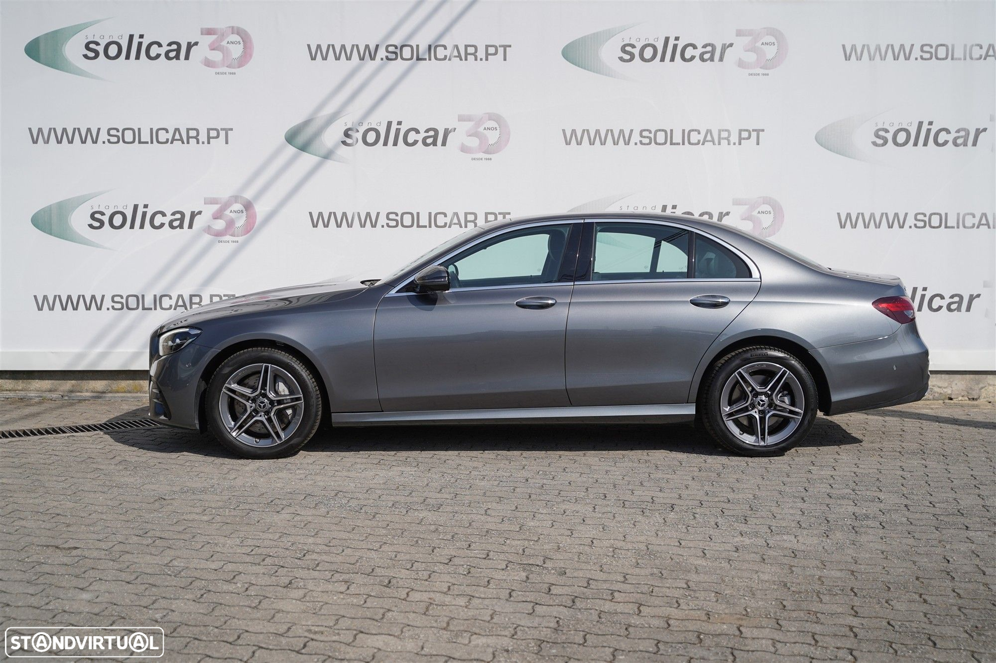 Mercedes-Benz E 300 de AMG Line - 14