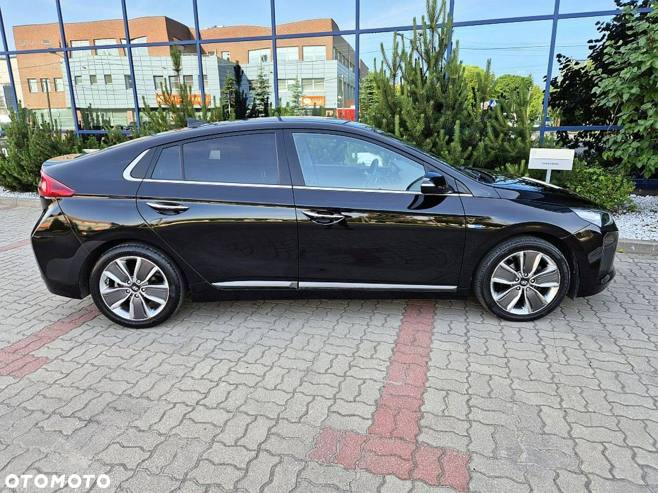 Hyundai IONIQ hybrid Platinum - 9
