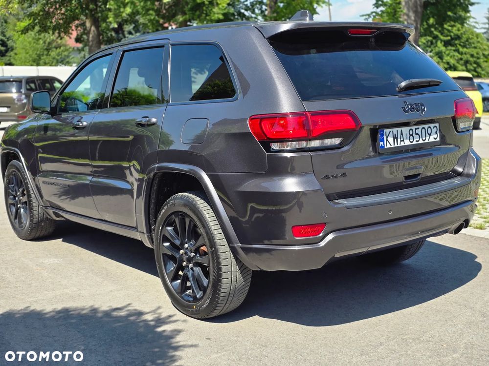Jeep Grand Cherokee - 4