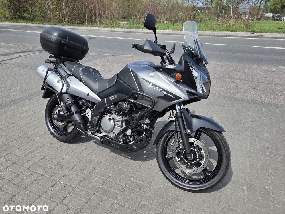 Suzuki V-STROM - 8