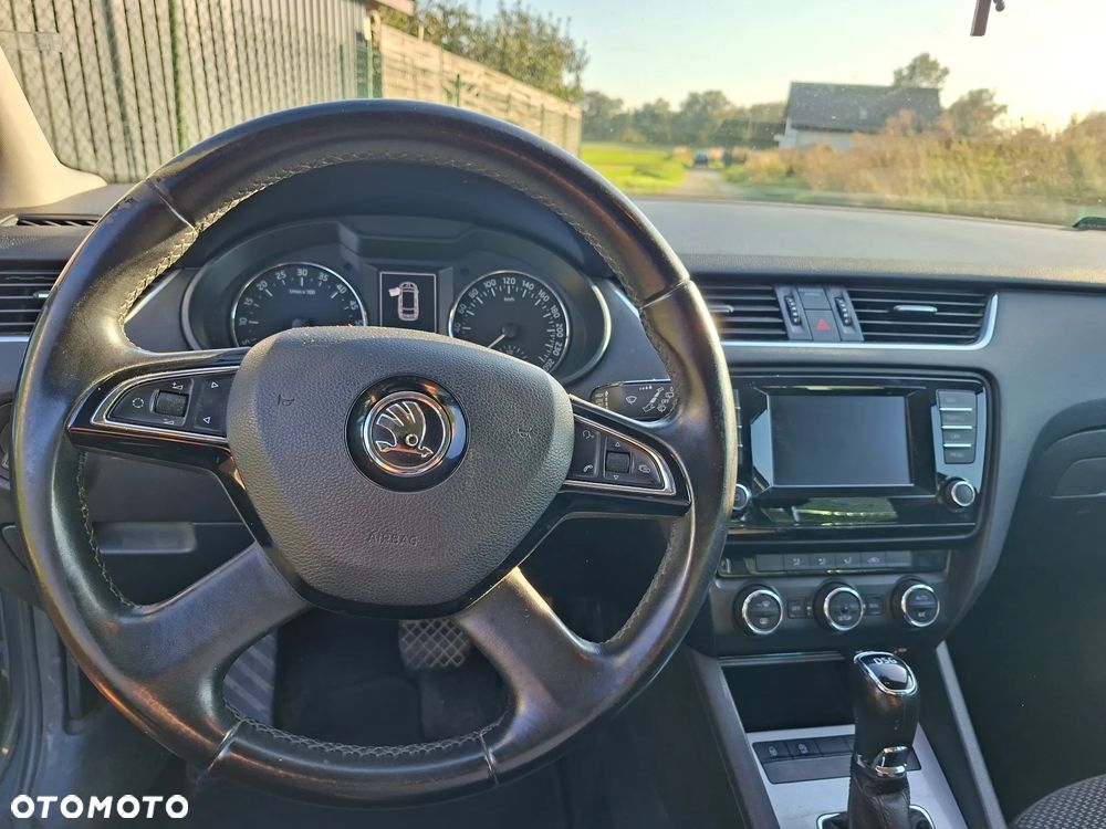 Skoda Octavia 1.6 TDI Ambition DSG - 10