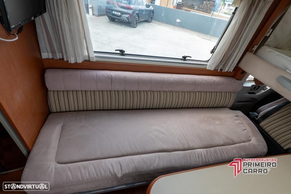 Hymer Classe B sala grande - 21