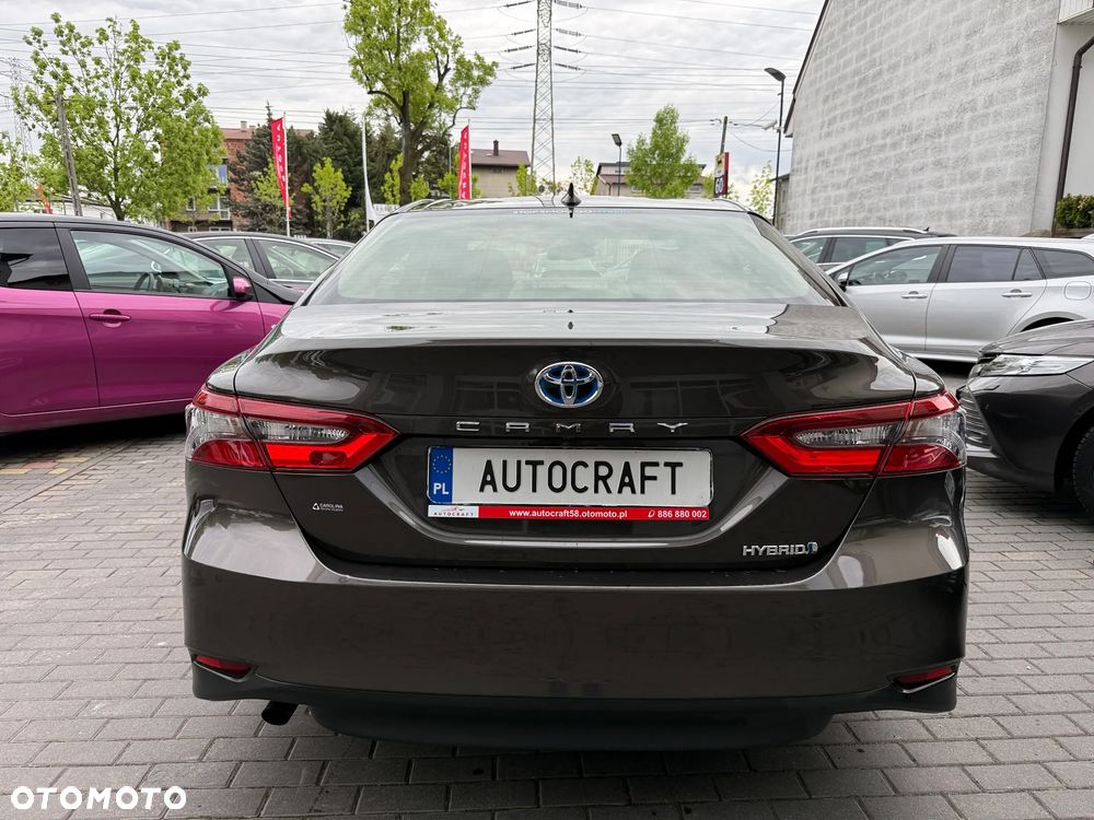Toyota Camry 2.5 Hybrid Comfort CVT - 30