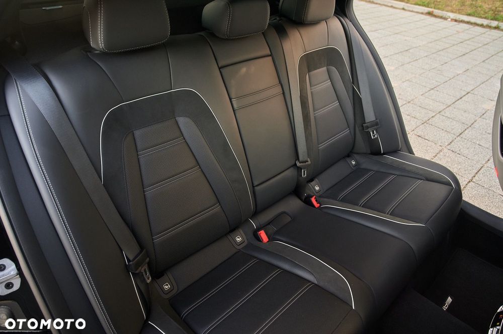 Mercedes-Benz Klasa E AMG 63 S 4-Matic+ - 23