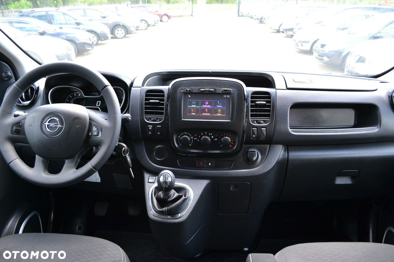 Opel Vivaro - 9