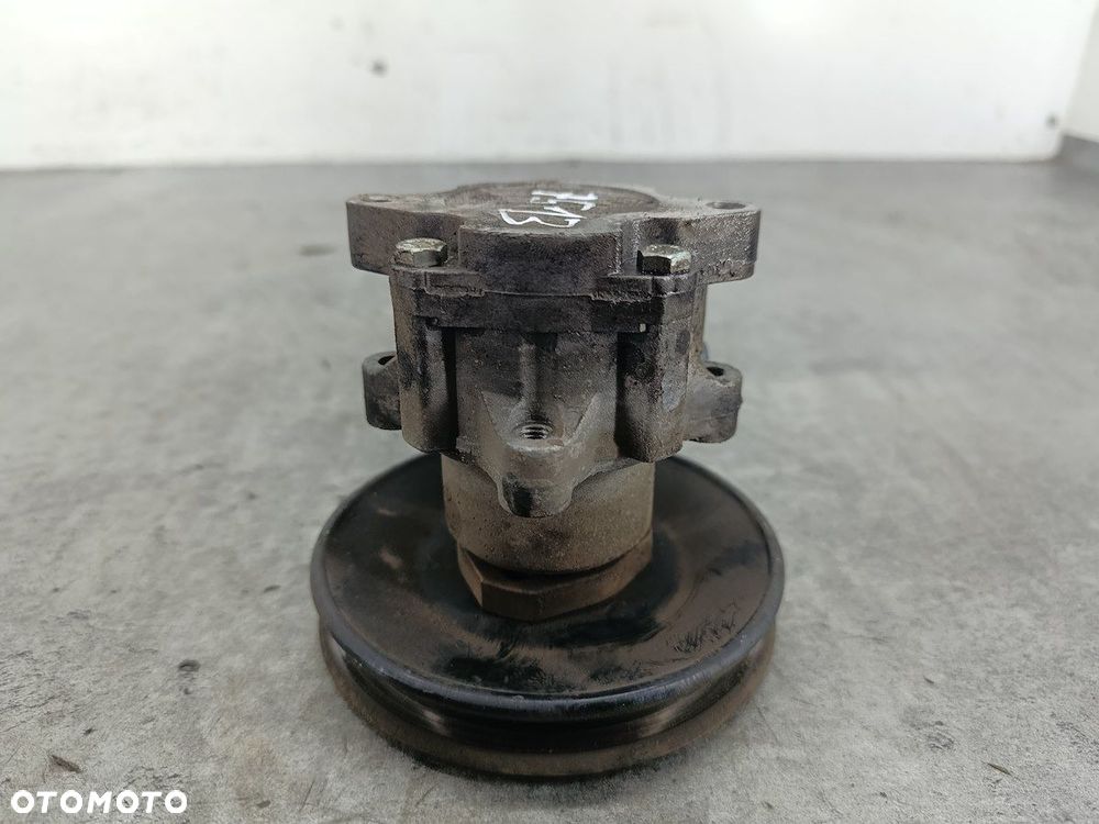 POMPA WSPOMAGANIA VW TRANSPORTER T4 2.4 D - 5