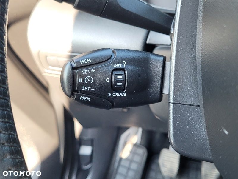 Citroën C3 Aircross BlueHDI 100 Stop & Start Shine - 22