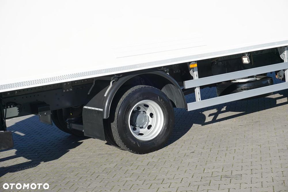 DAF LF / 260 / ACC / EURO 6 / CHŁODNIA + WINDA / MULTITEMPERATURA / 18 PALET - 35
